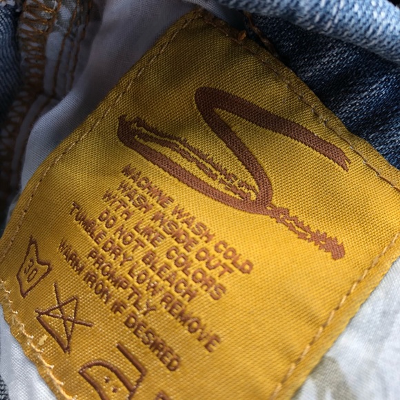 Seven7 premium denim 2 button closure flared low waisted jeans size 10 - Picture 5 of 8